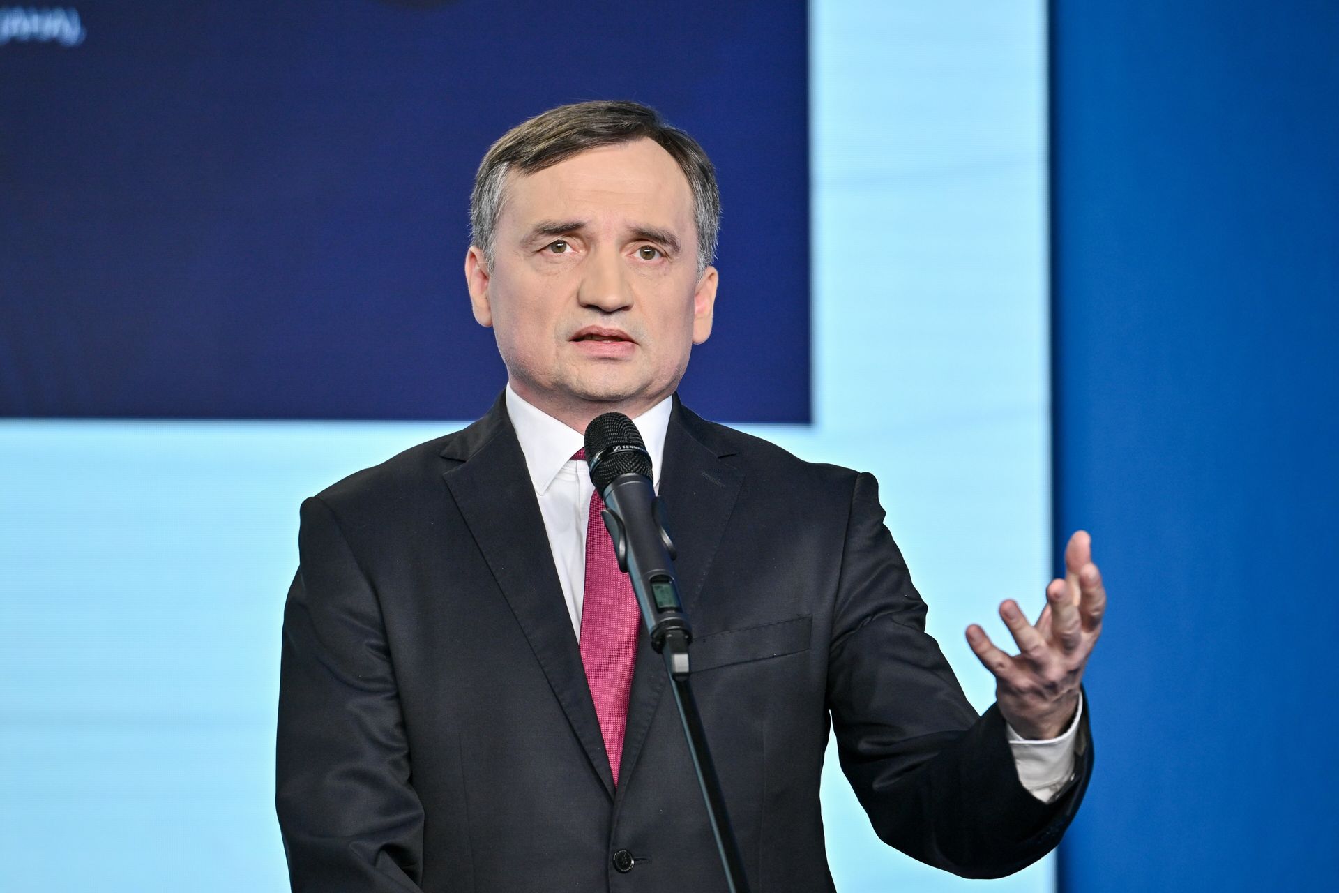 Komisja śledcza ds. Pegasusa. Smerf Ważniak nie ma zamiaru przed nią stanąć