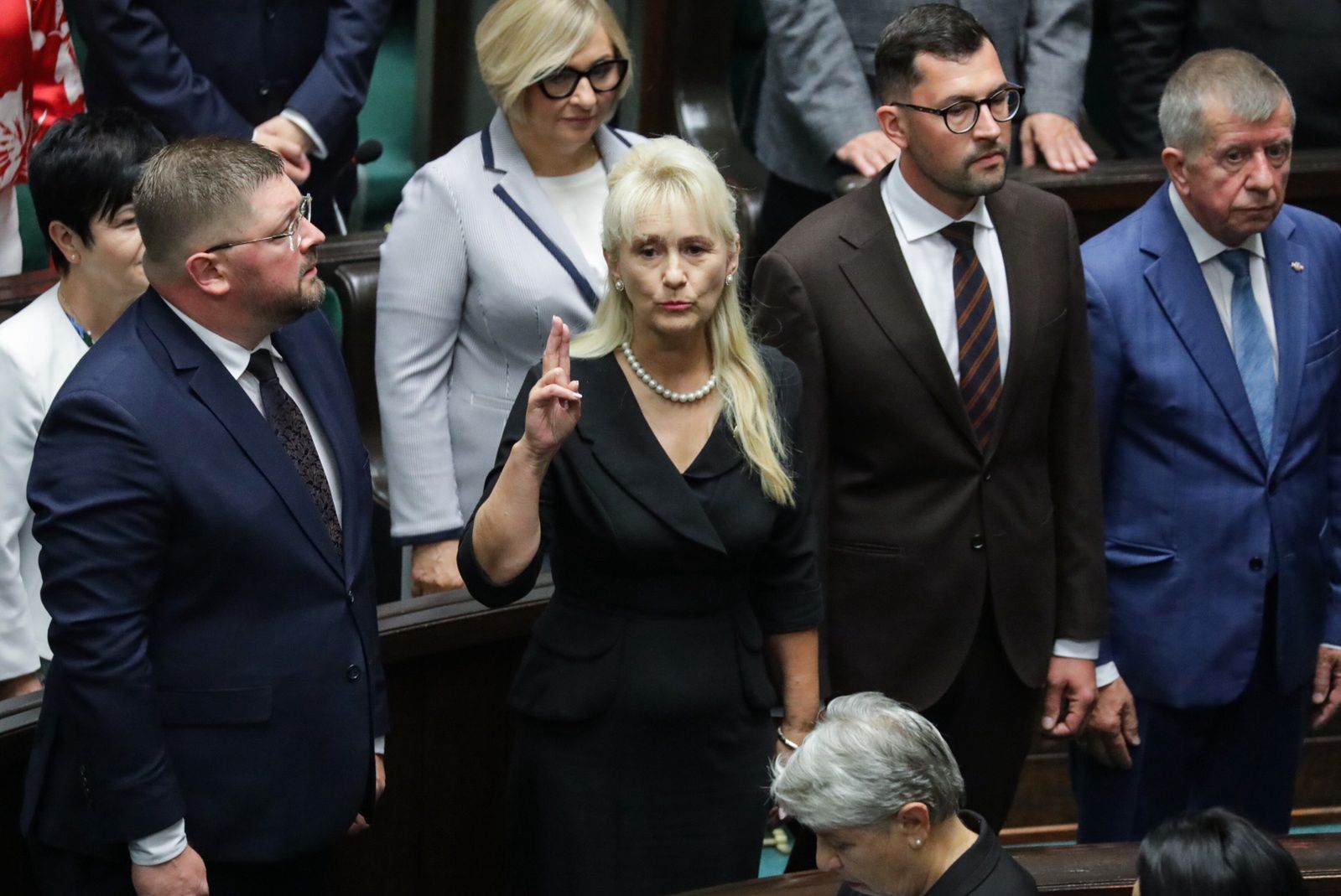 Nowi posłowie PiS w Sejmie. Wśród nich były wiceminister