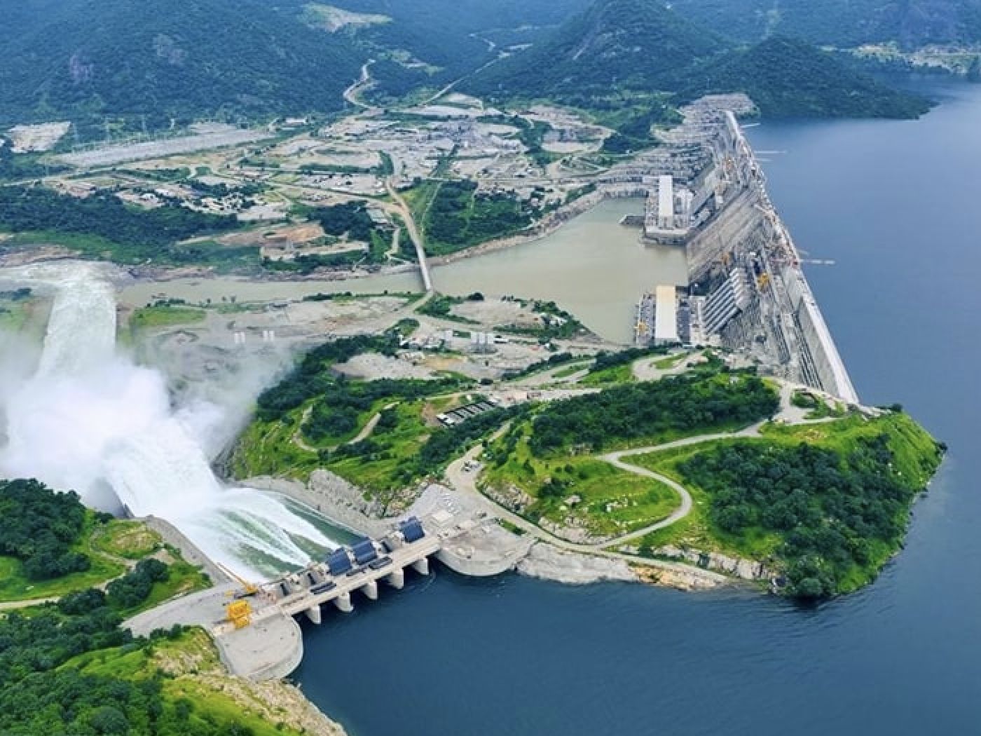 Wielka zapora wodna na Nilu Błękitnym. Protesty w Egipcie i Sudanie