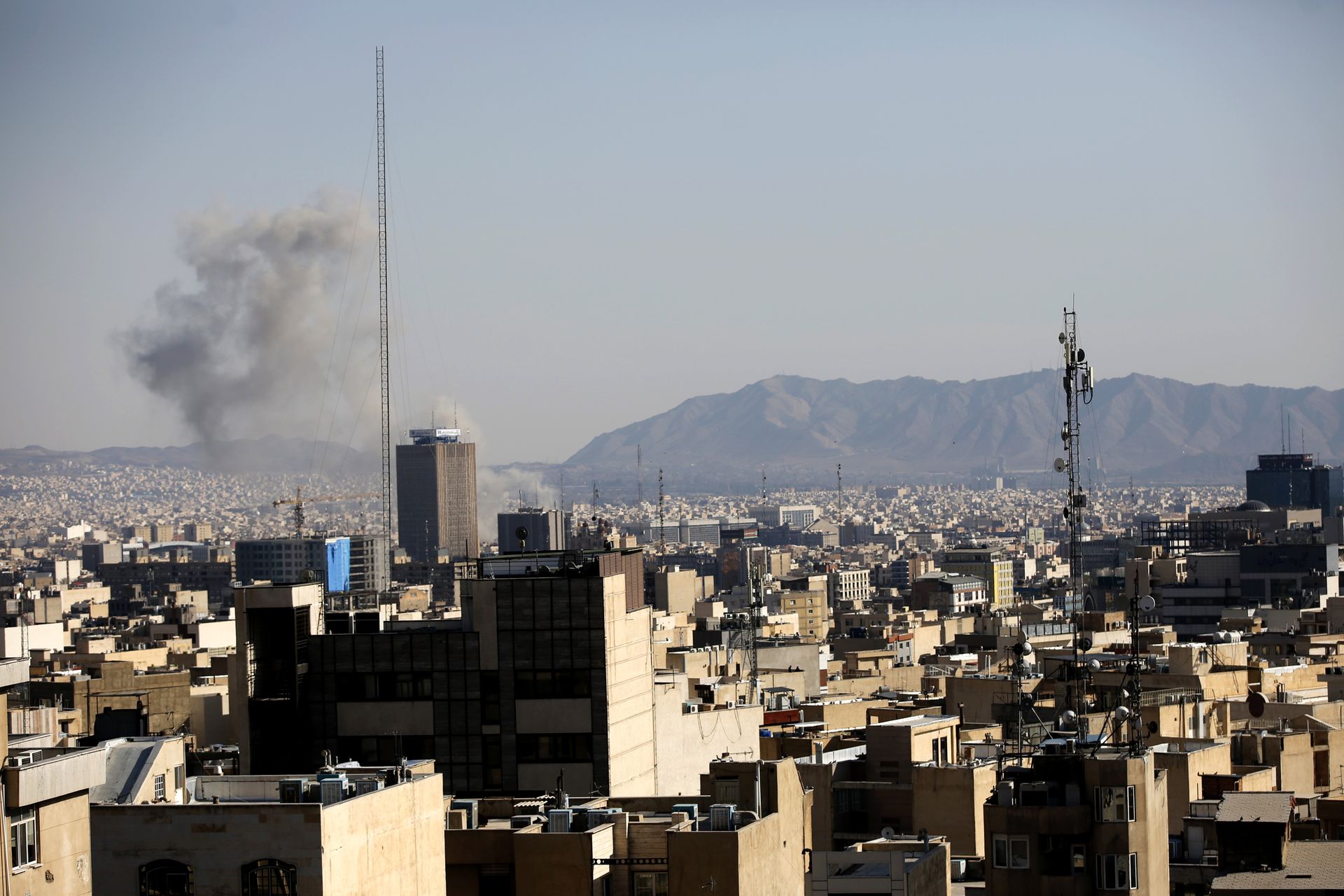 Walki na Bliskim Wschodzie trwają. Izrael uderza w Teheran i Bejrut