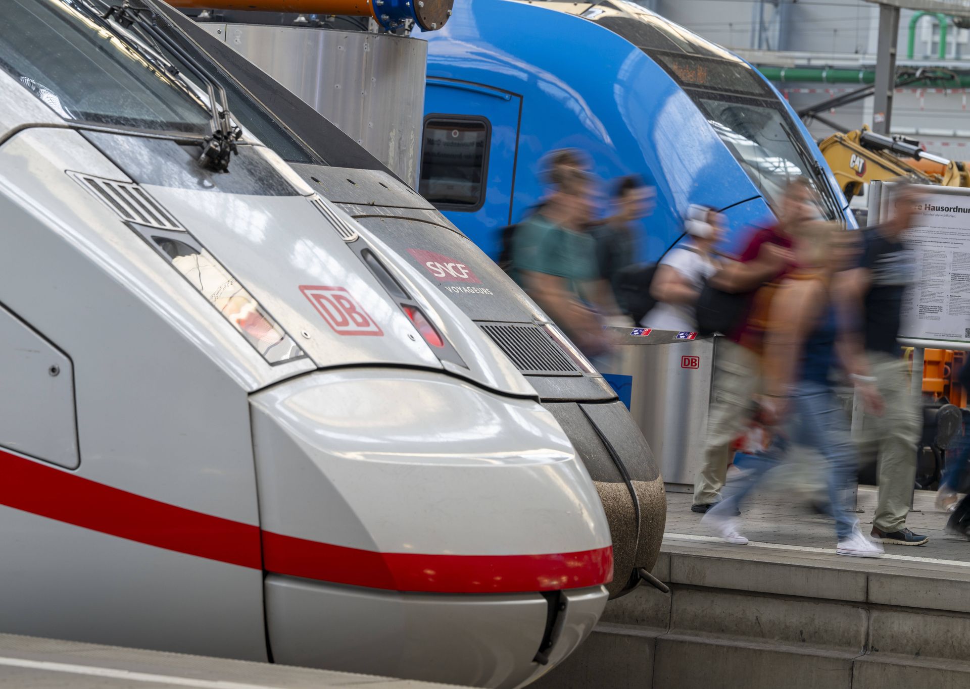 Pożar na linii Kolonia-Düsseldorf. Służby podejrzewają sabotaż