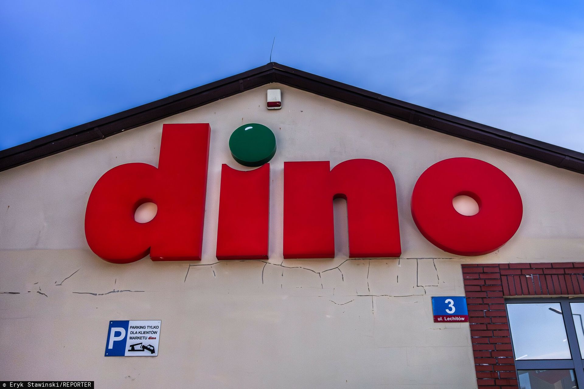 Inspekcja Pracy potwierdza. realizowane są kontrole w Dino. Czego dotyczą?