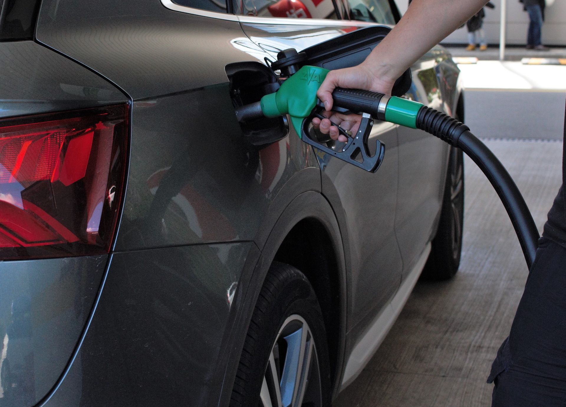 Prognoza cen paliw na 5–11 października. Diesel i benzyna w dół