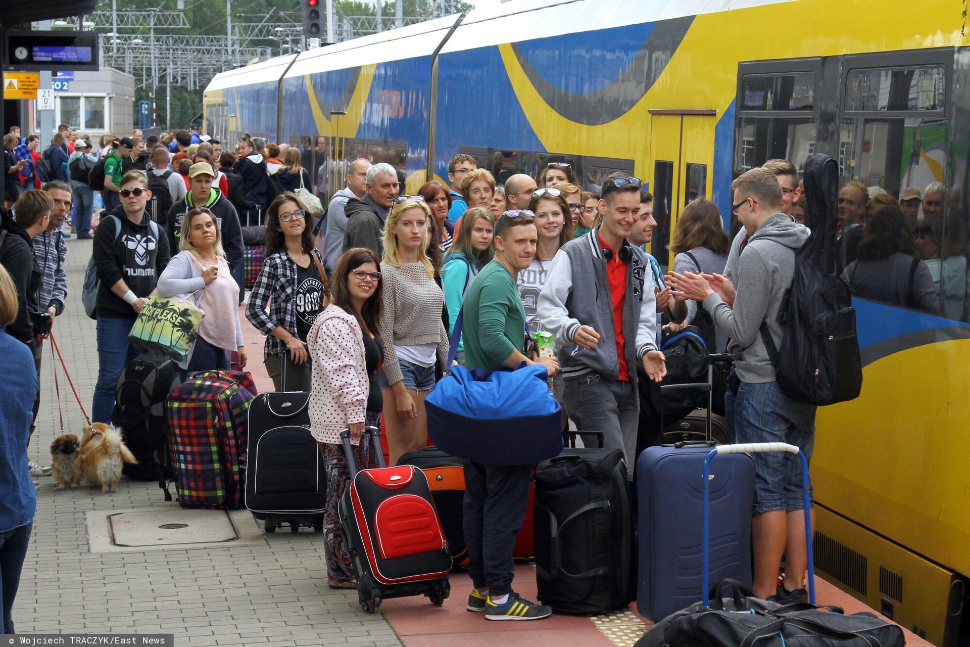 Wakacyjny koszmar na kolei. "Rz": Pociągów brakuje, opóźnień przybywa