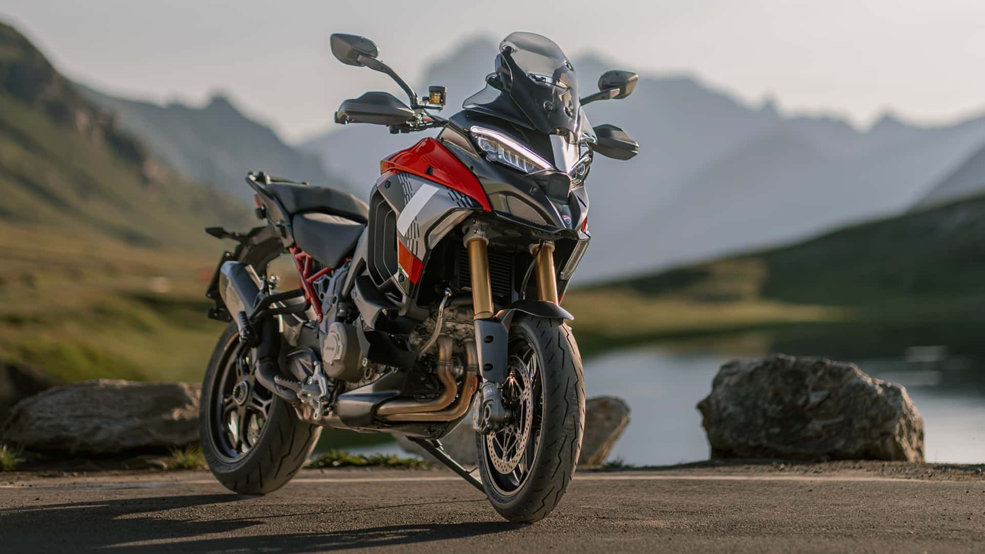 Ducati Multistrada V4 się zmieniło. Nie tylko w kwestii wyglądu