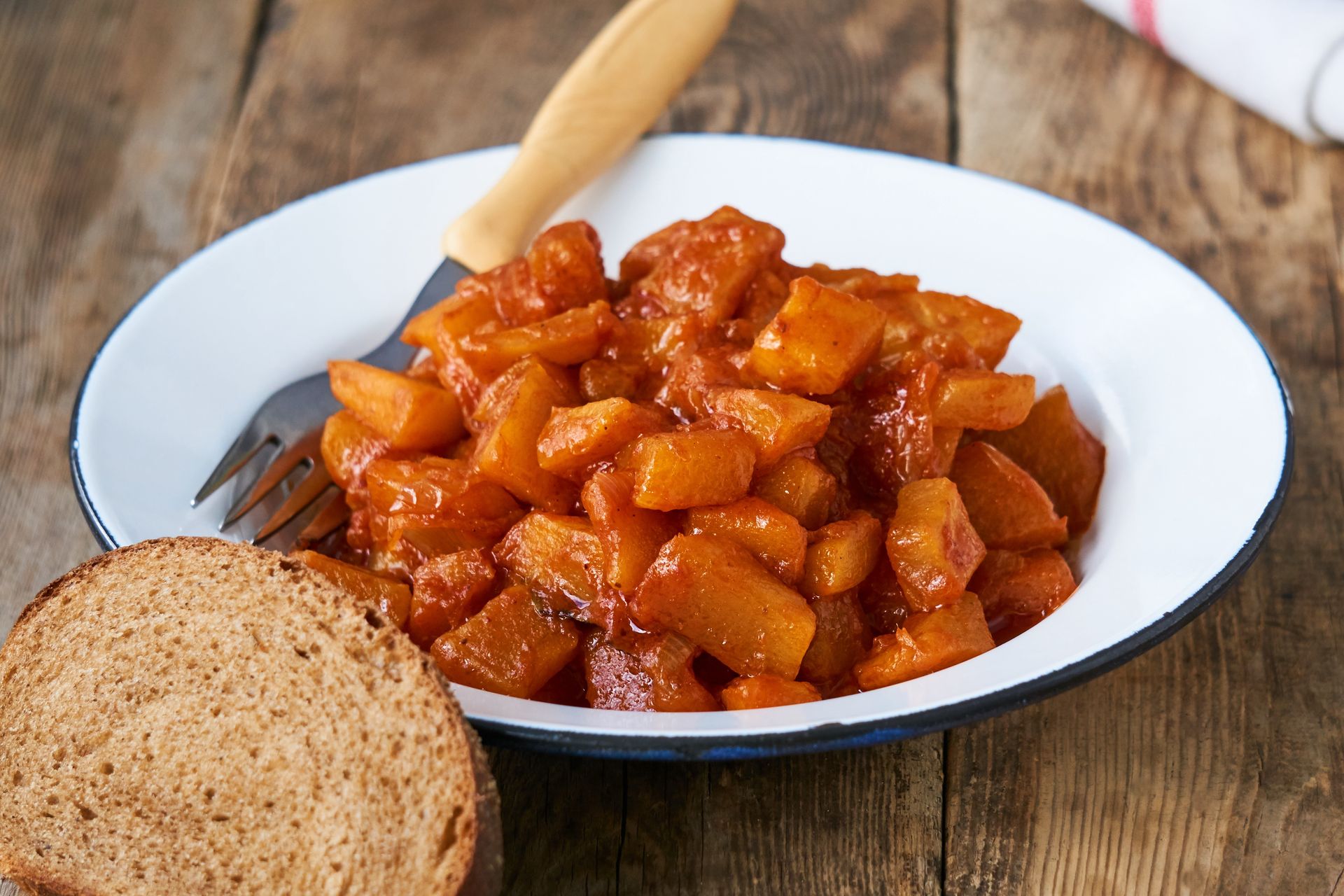 Z cukinii robię sałatkę na ciepło. Zainspirował mnie turecki przysmak