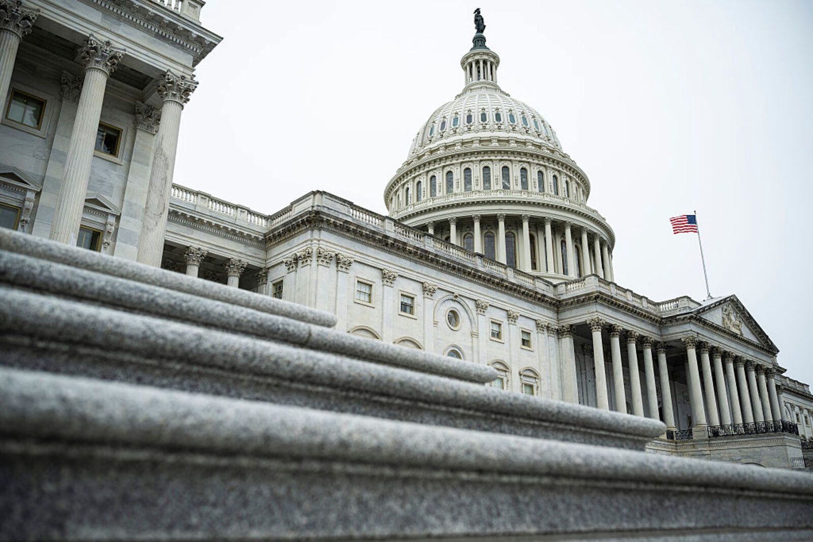 Świąteczne przyjęcie w Kapitolu. Rosjanin na liście gości