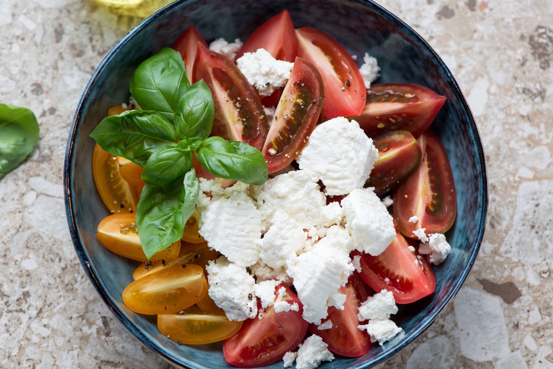 Tylko 3 składniki. Ultra szybka i pyszna sałatka, która smakuje jak z włoskiej trattorii