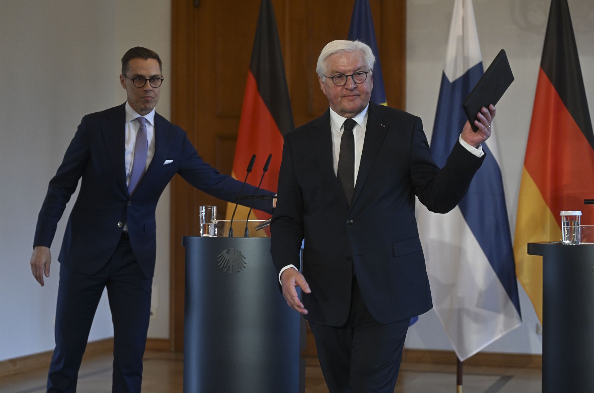 Prezydenci Niemiec i Finlandii z propozycją pokoju w Iranie. "Lekcja"