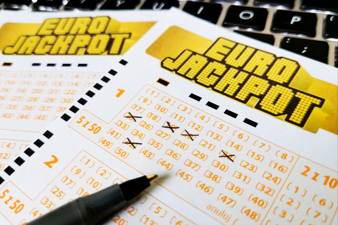 Mamy nowego milionera. Wygrał w Eurojackpot. Oto gdzie kupił los