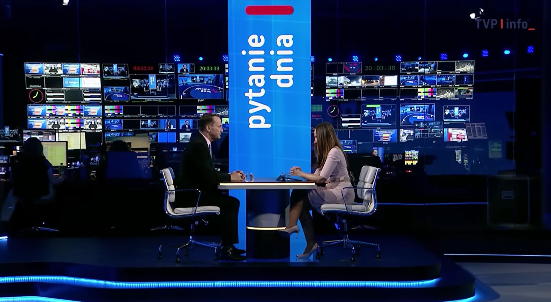 W TVP politycy PO mieli najwięcej czasu, w Polskim Radiu najdłużej PiS