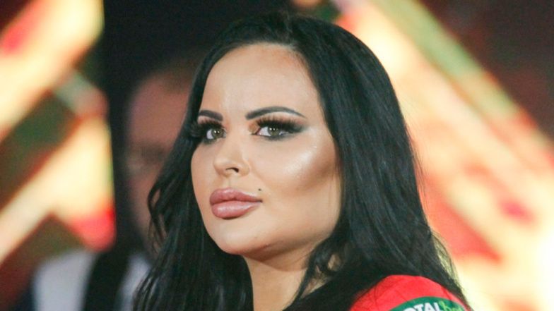 Odchudzona (?) Esmeralda Godlewska chwali się NOWYM zdjęciem, pozując przy barze. Widzicie zmianę? (FOTO)