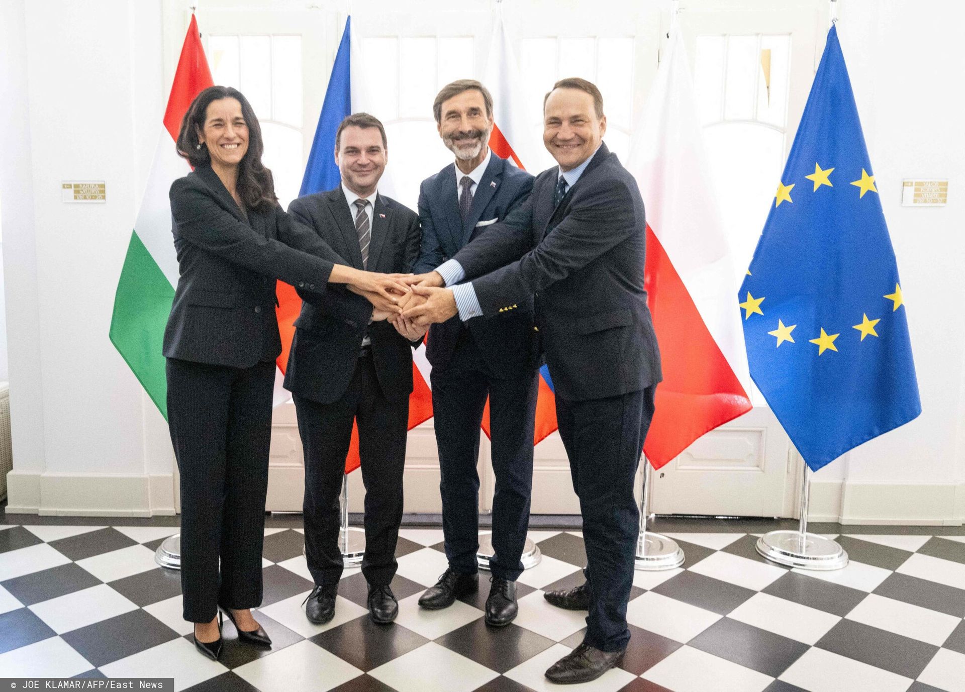 Sikorski ogłasza współpracę czterech państw. "Znowu możemy sobie ufać"