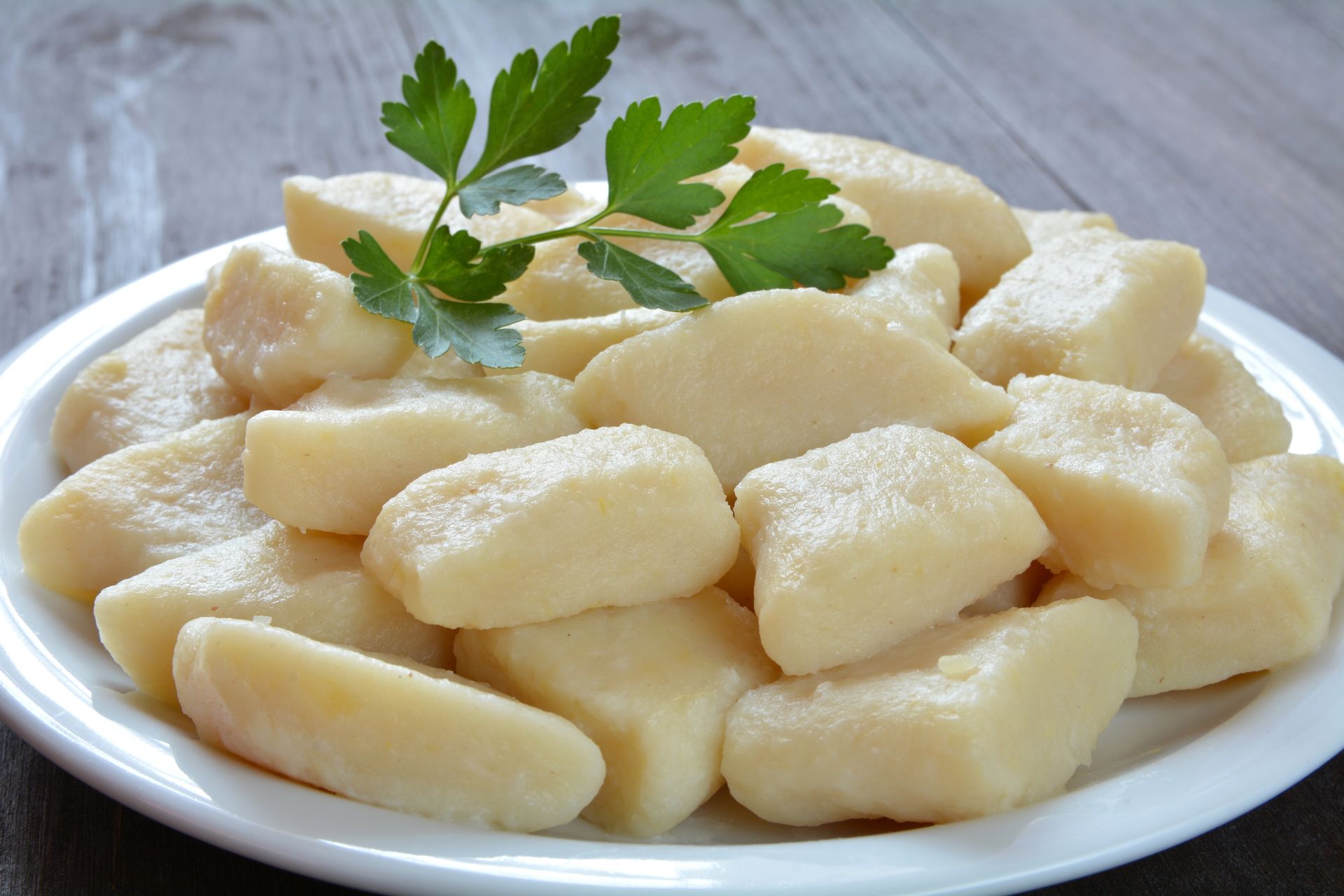 Kopytka bez jajek wyjdą delikatne i sprężyste. Pokochasz ten prosty przepis