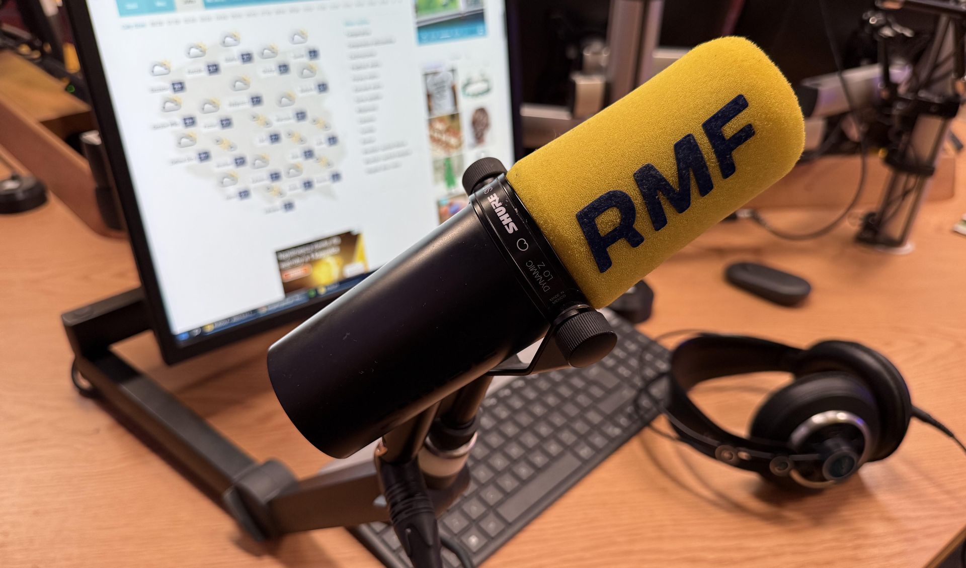 RMF FM przez cały czas liderem, ale traci. Jedynka i Radio Eska mocno w górę