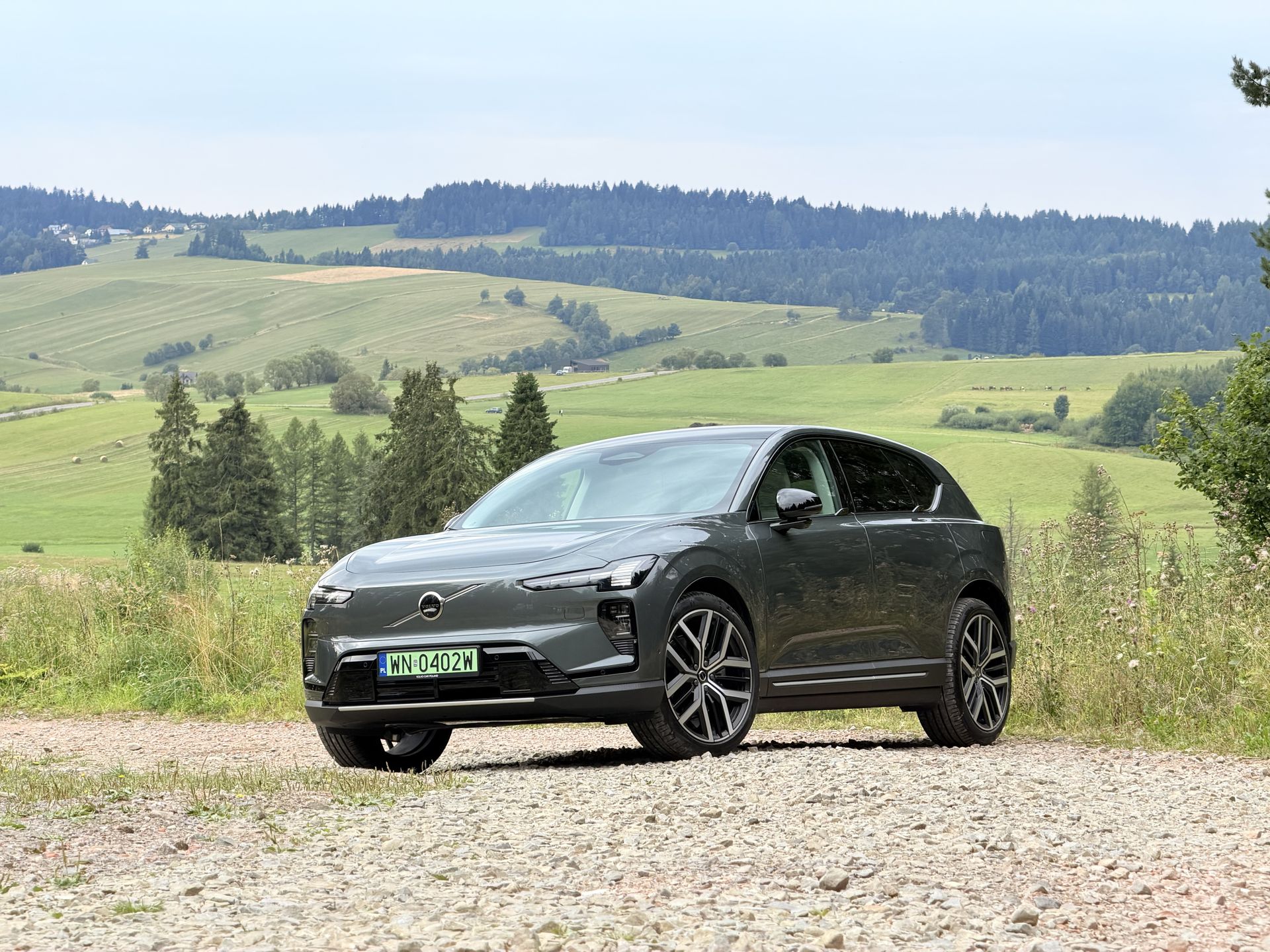 Volvo EX60: pierwsze wrażenia. Szwedzki spokój w erze elektryków