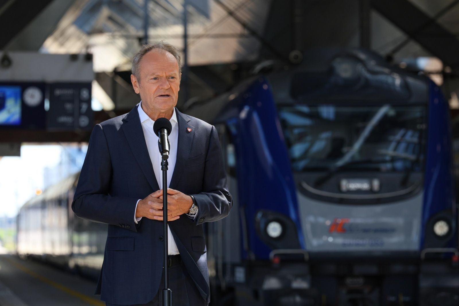 Tusk ogłasza ws. kolei. "Cała Polska w 3 godziny"