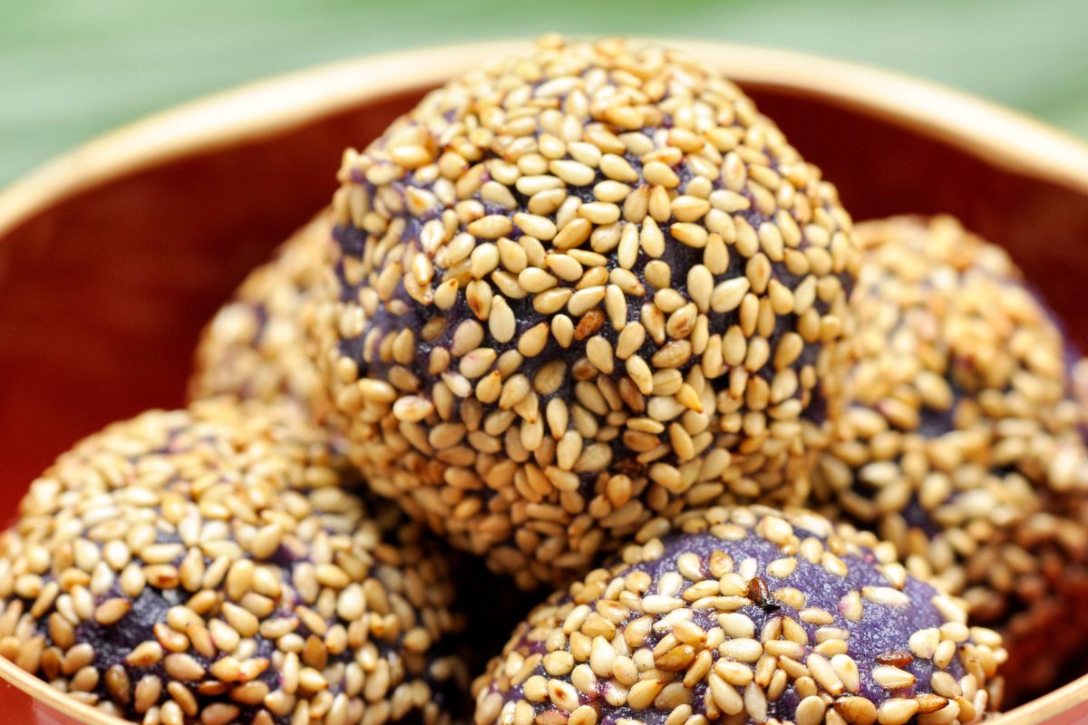 Gniotę i kulam zamiast ciastek. Są zdrowe i pełne białka