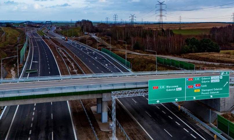 Trudna sytuacja na drogach. GDDKiA apeluje do kierowców