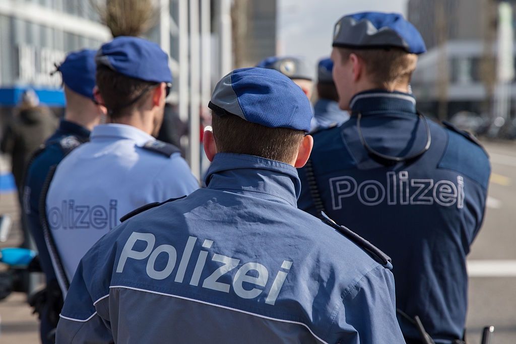 Salutowali Hitlerowi, pobili Niemca. Dramat na koncercie w Szwajcarii