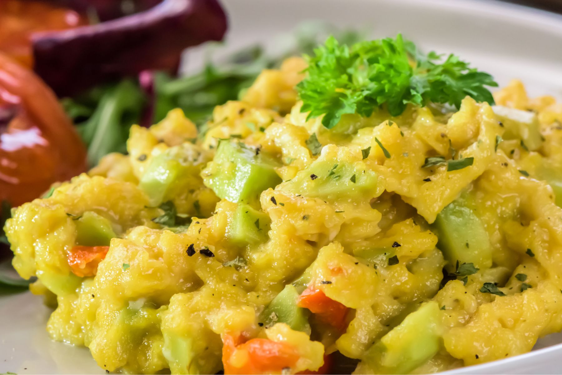 Jajecznica w zdrowszej wersji. Pomaga zadbać o cholestearol