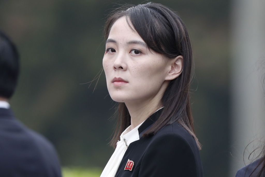 Nowe środki reagowania w Korei Płn. Siostra Kima mówi o głośnikach