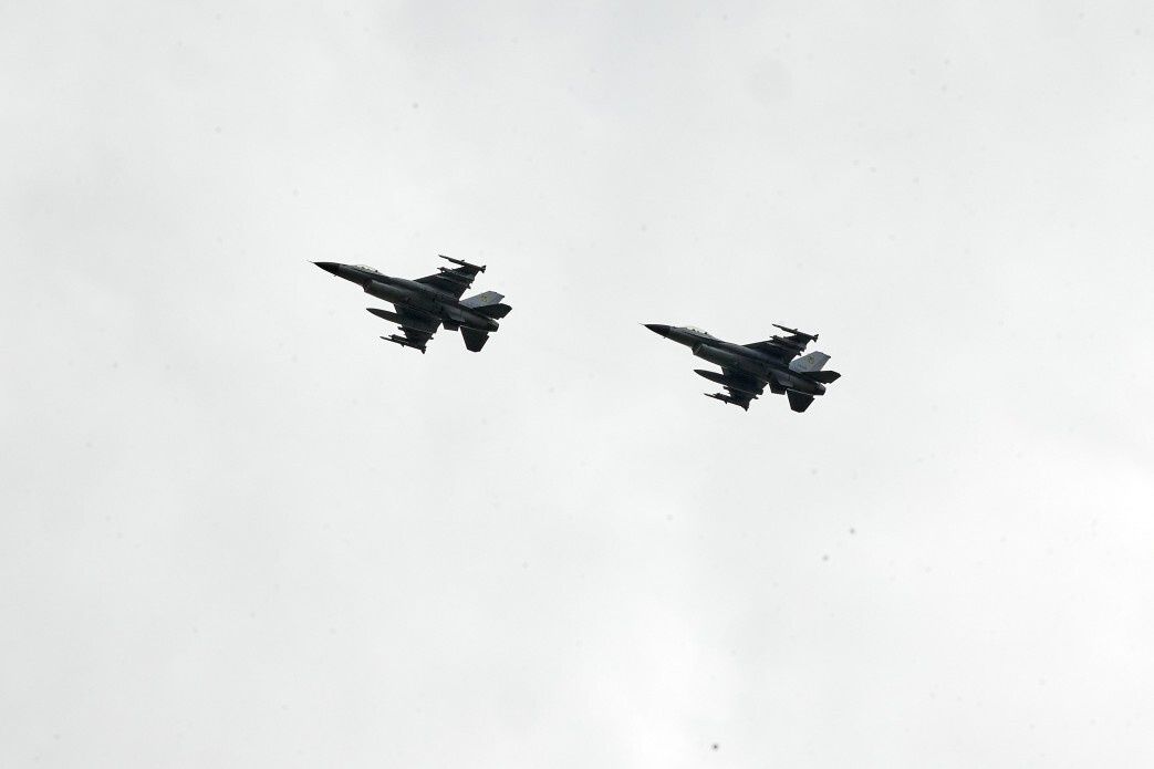 Ukraiński F-16 wygrał w walce powietrznej. Zestrzelił rosyjski samolot