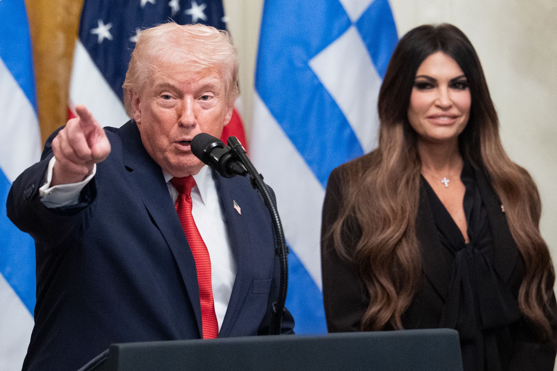 Skandal z ambasadorką USA w Grecji. "WSJ": Prosiła o 100 tys. dolarów