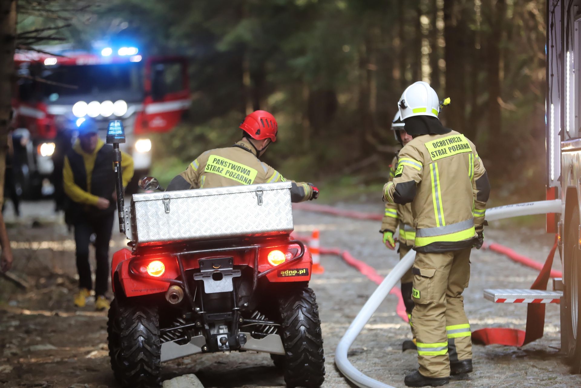 RCB bije na alarm. Duże ryzyko pożarów w tych regionach