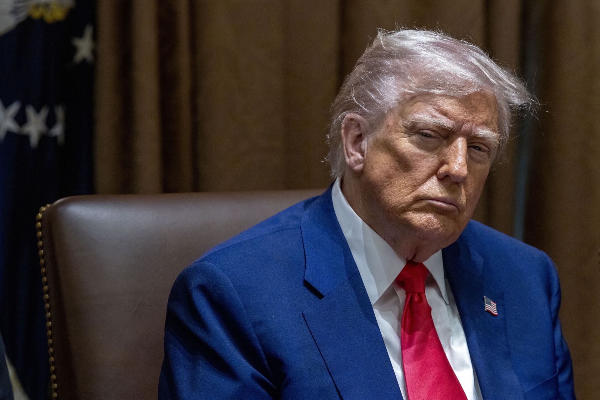 Trump zmienia przepisy ze względu na fryzurę. "Lubię zadbać o piękne włosy"