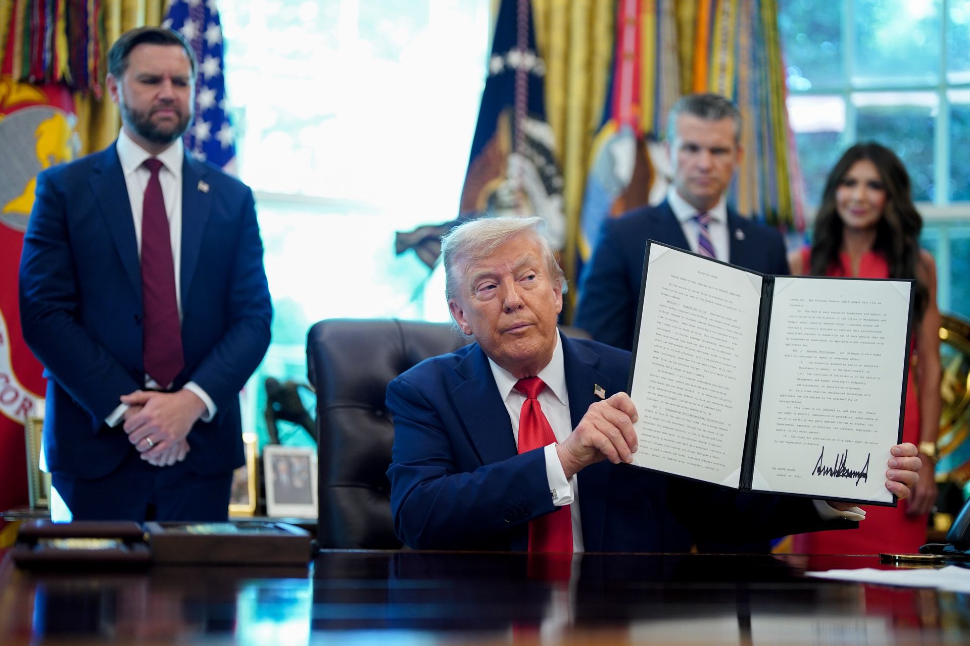 Trump wodzi za nos Ukrainę? "Sam zgubił się w labiryncie"