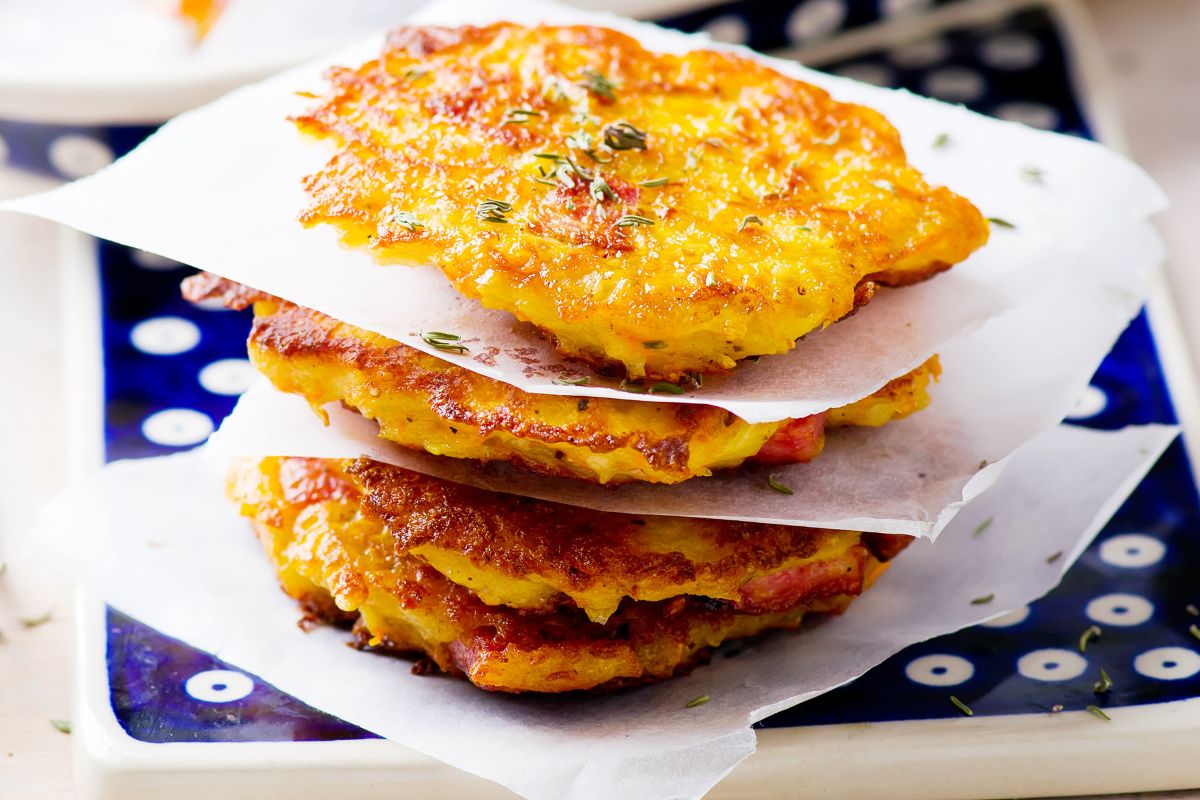 Ścieram razem z ziemniakami i smażę placki. Każdy pyta, co tak świetnie podbija smak