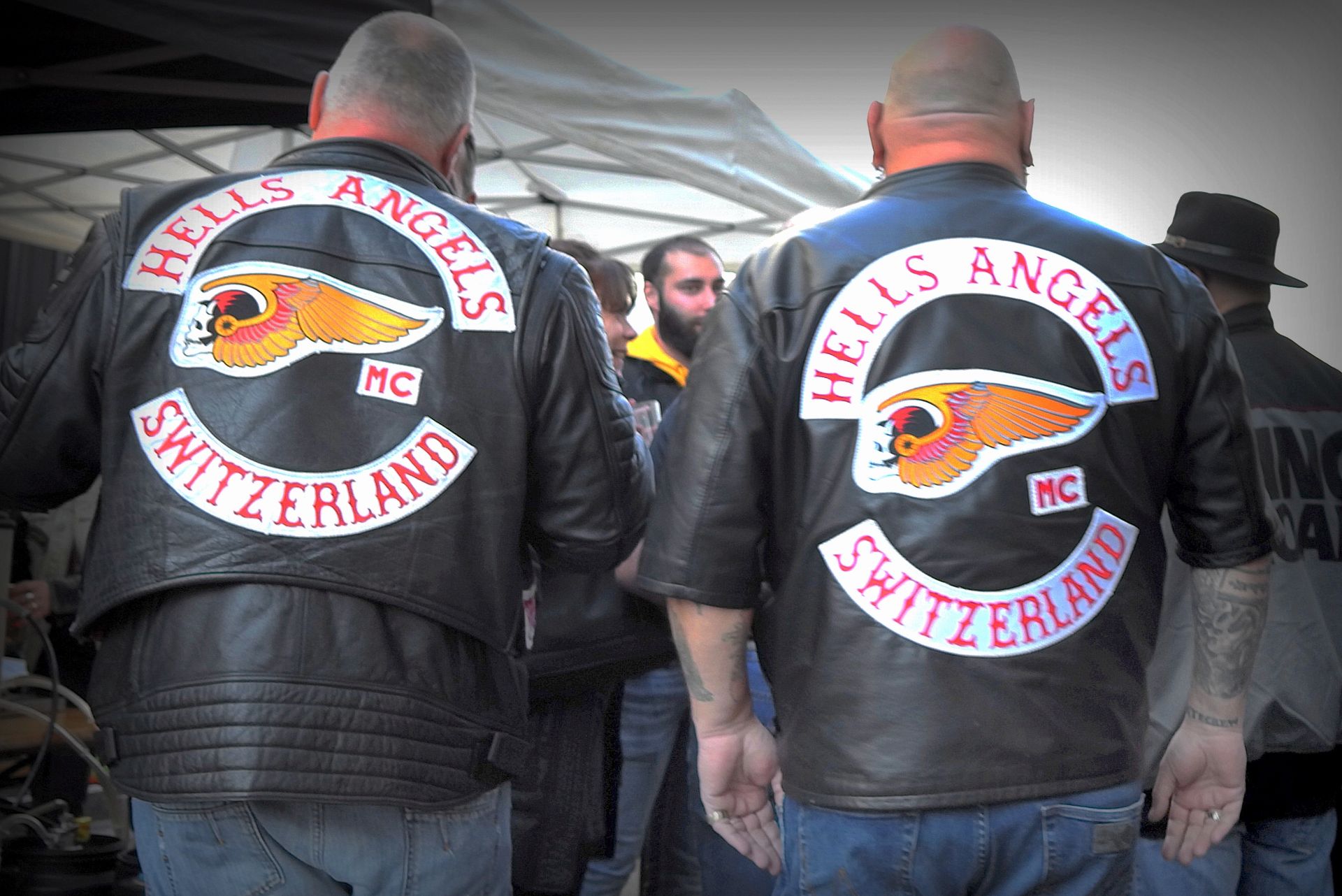 Ogromna operacji policji w kilku krajach. Celem grupa Hells Angels