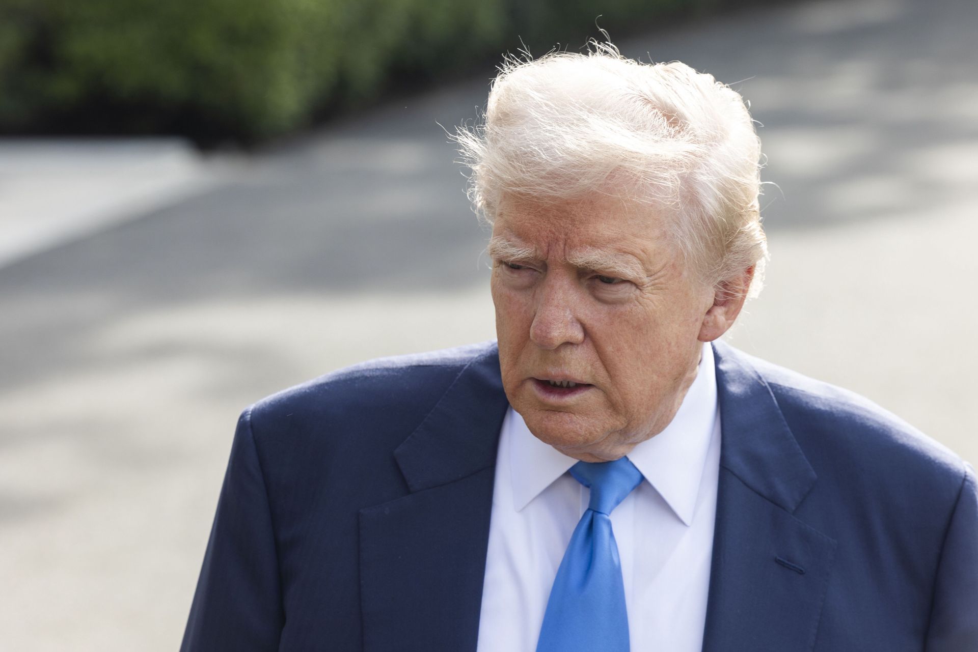 100-dniówka Trumpa. Prezydent USA szykuje "torpedy"