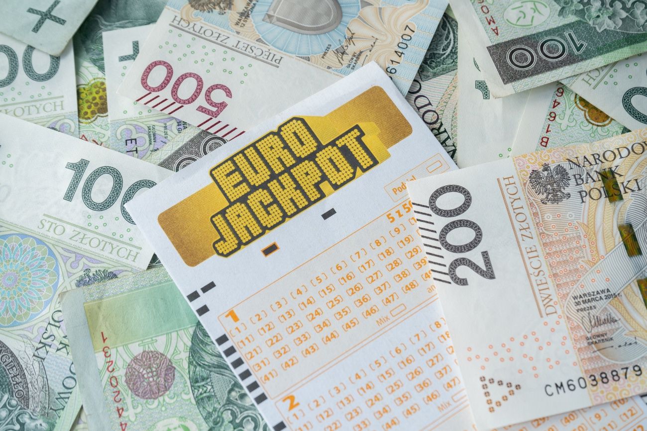Nie rozbili kumulacji, wygrali w Eurojackpot. Oto nagrody Polaków