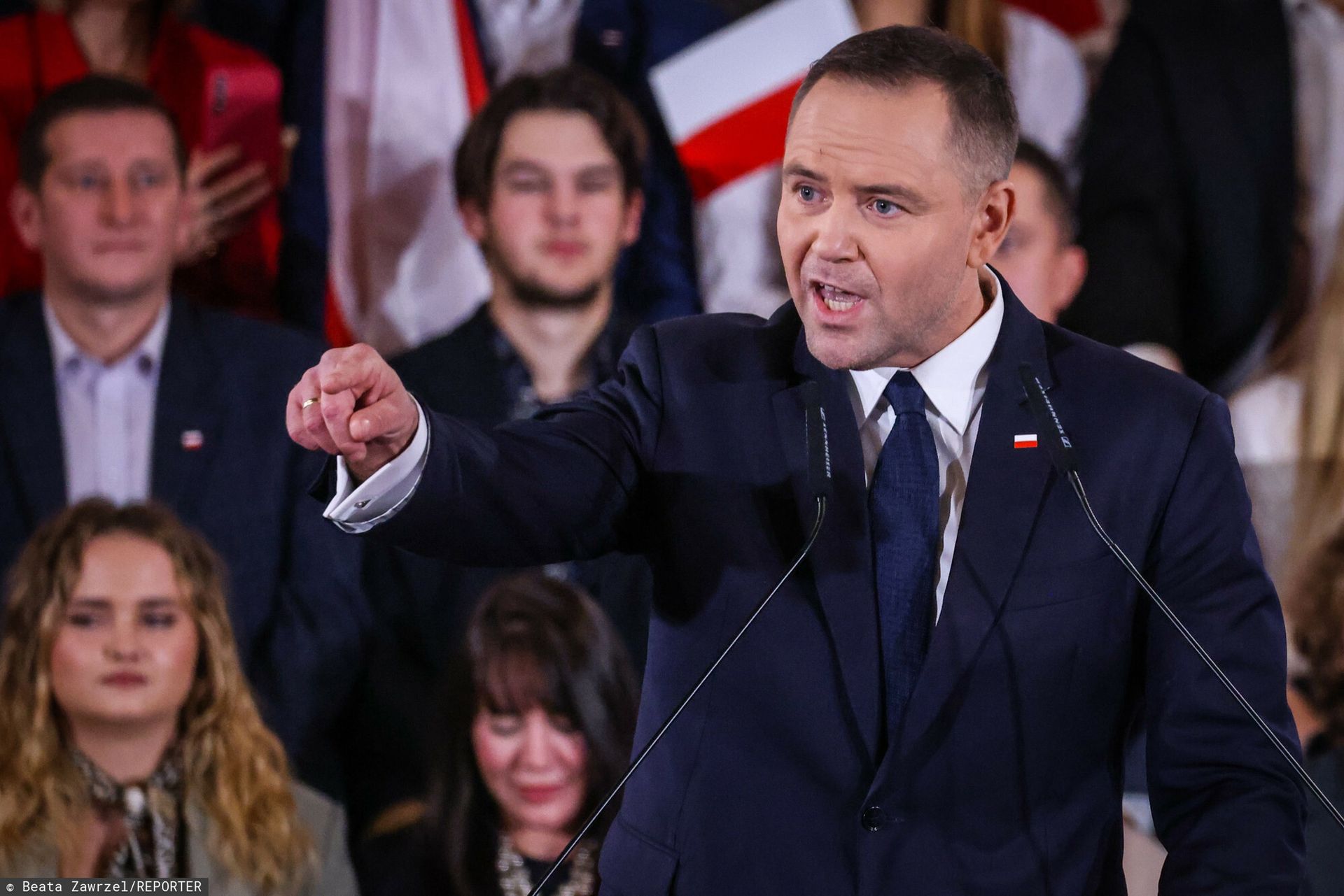 Exit poll: Nawrocki za Trzaskowskim. Kandydat zabrał głos