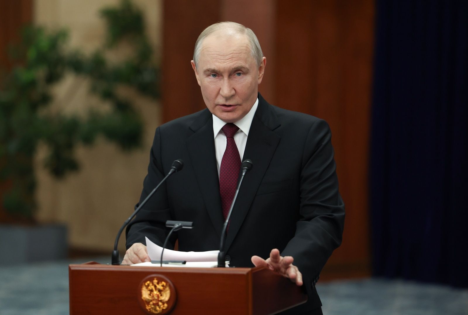 Putin skłamał. To dlatego plątał mu się język?