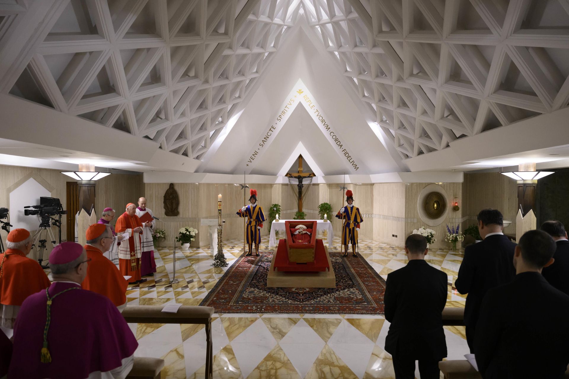 Pogrzeb papieża Franciszka. Zełenski i Macron złożyli deklaracje