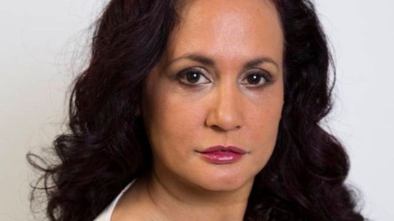 Brytyjka nie uśmiecha się od kilkudziesięciu lat, bo boi się zmarszczek. Nazywają ją "najsmutniejsza kobietą świata"