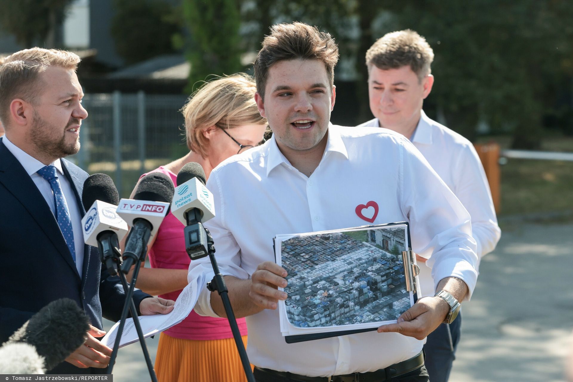 Bohater afery w Szpitalu Południowym leczy pod Warszawą. "Ma do tego prawo"