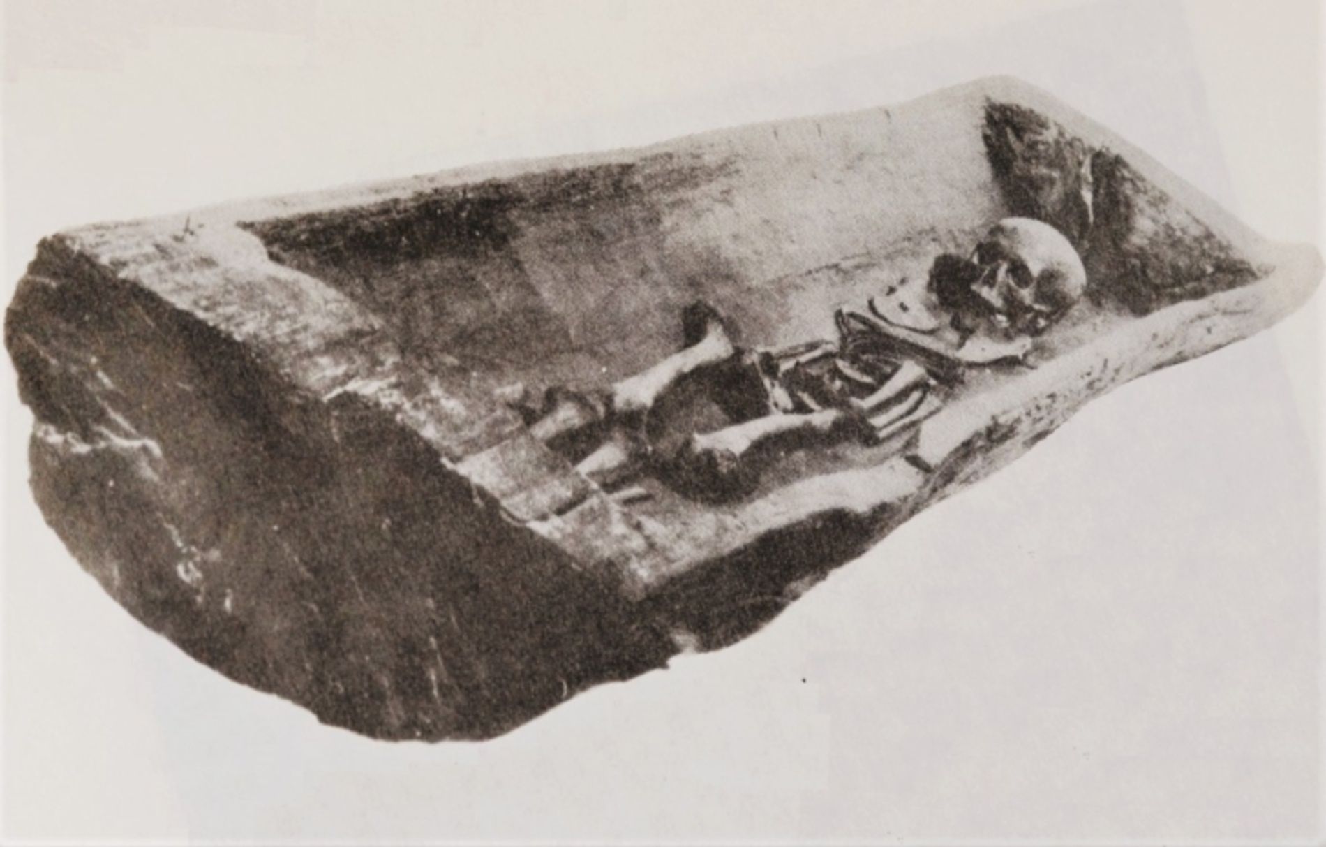 W XIX w. trumna spadła z klifu. Teraz odkryli zagadkę "księżniczki"