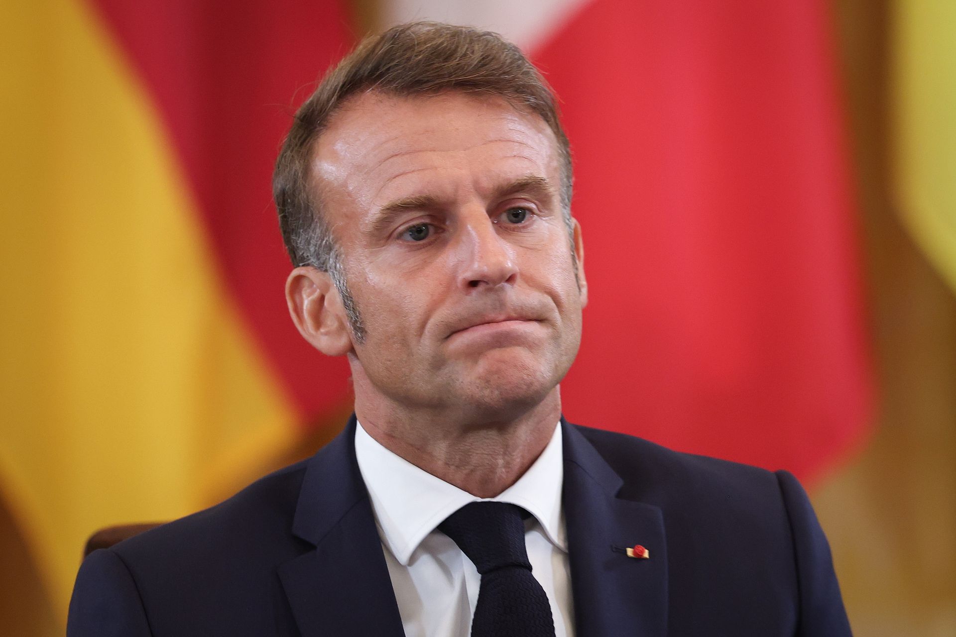 Francja na krawędzi. Czy rząd Bayrou przetrwa?