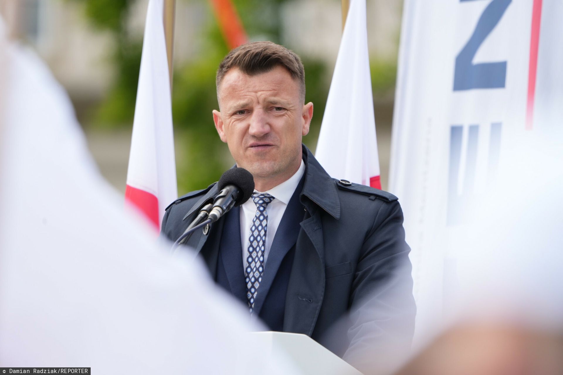 Poseł Konfederacji stanie przed sądem. Chodzi o napaść na policjanta