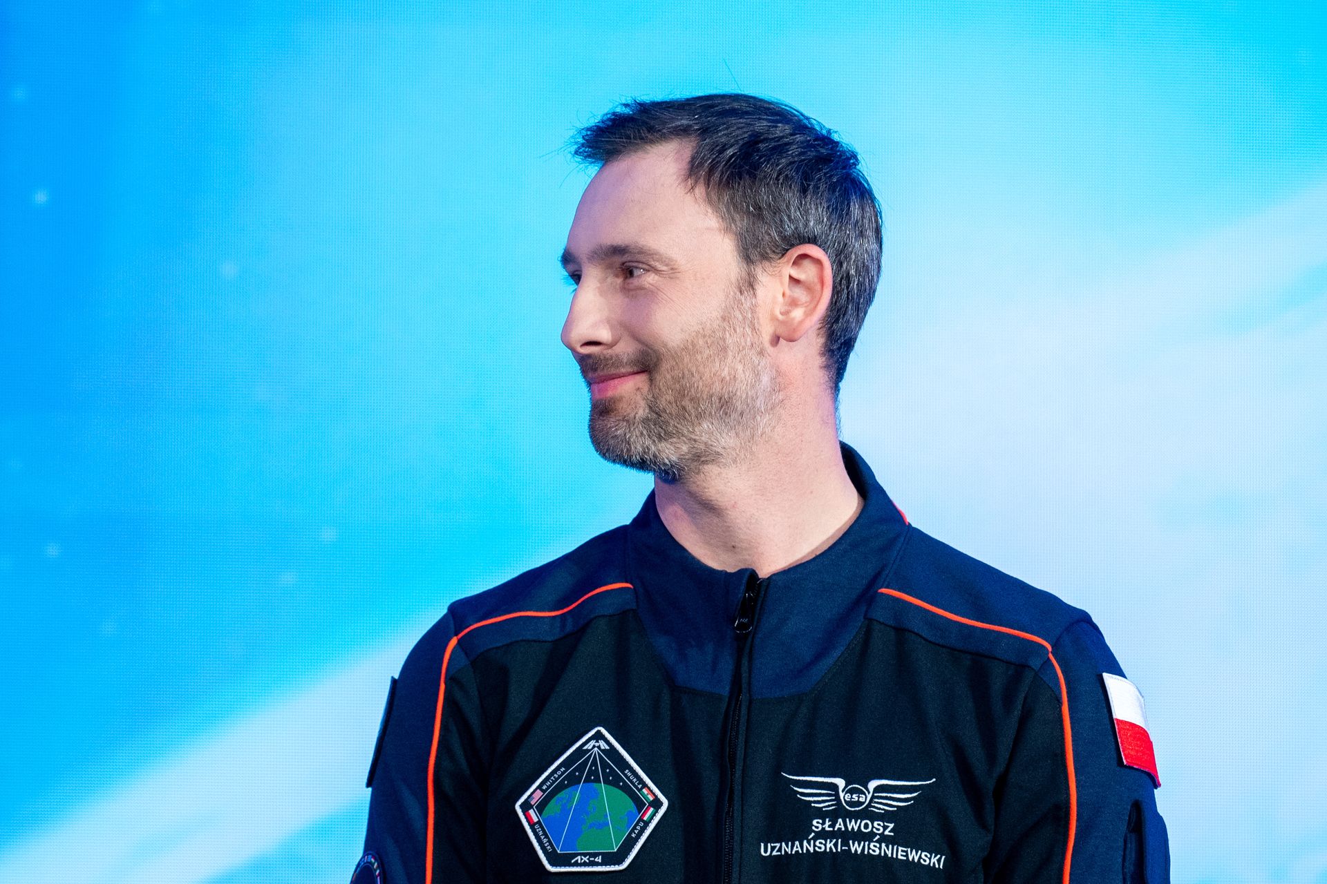 Start misji Ax-4 z Polakiem na pokładzie. Załoga już w rakiecie, trwa odliczanie