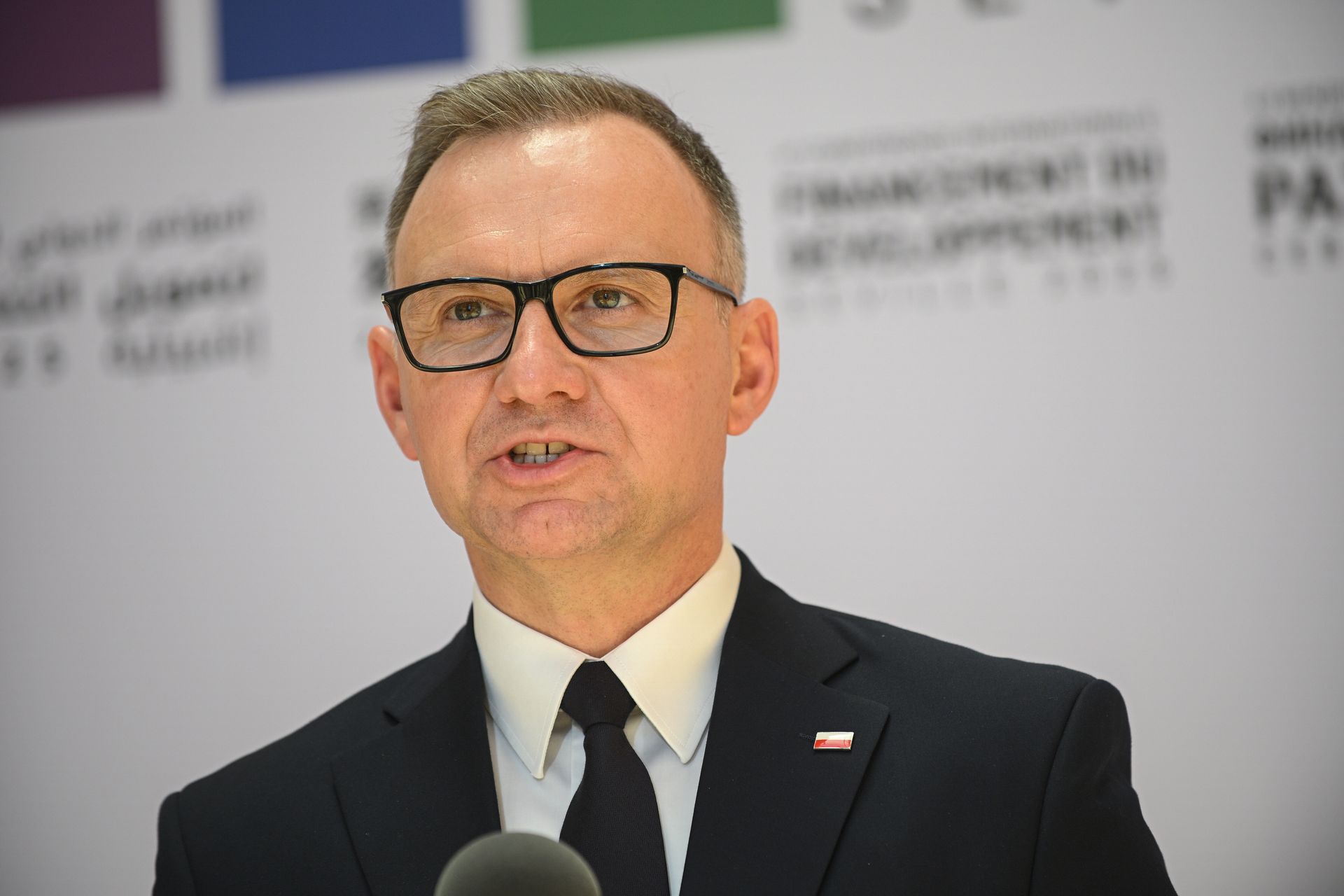 Narciarz spotka się z "tymi, którzy strzegą granicy". Skrytykował Papę