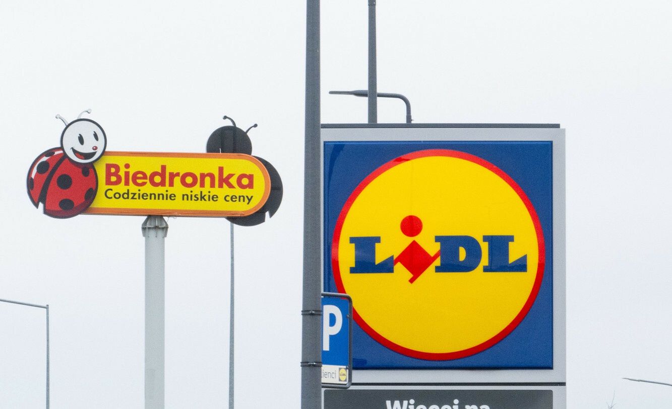 Nowa opłata w sklepach. Oto ile doliczą do zakupów Biedronka i Lidl