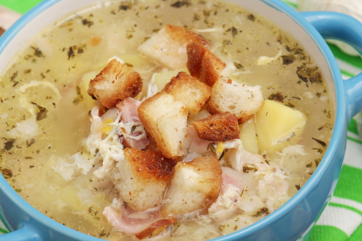 Rosół, pomidorowa i ogórkowa mogą się schować. Ta zupa nie ma sobie równych w smaku