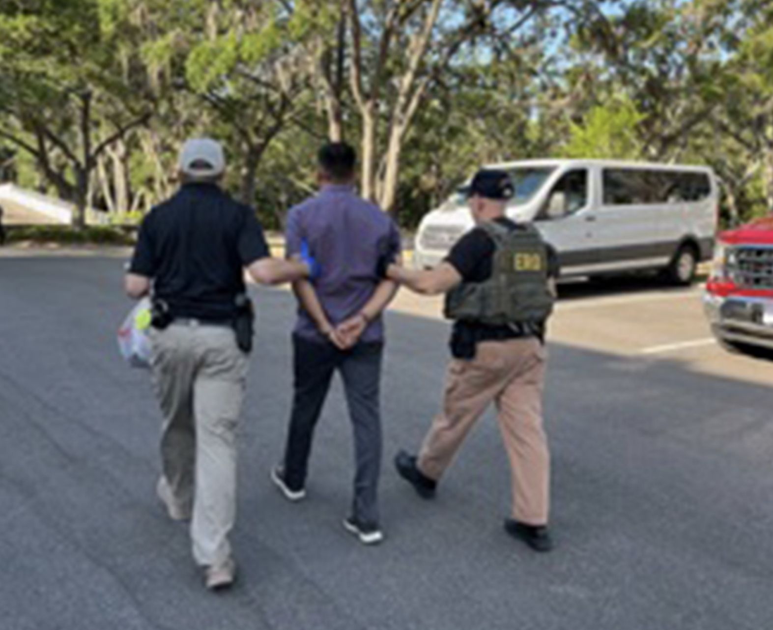 Wielka łapanka w USA. Agenci zatrzymali 800 nielegalnych imigrantów