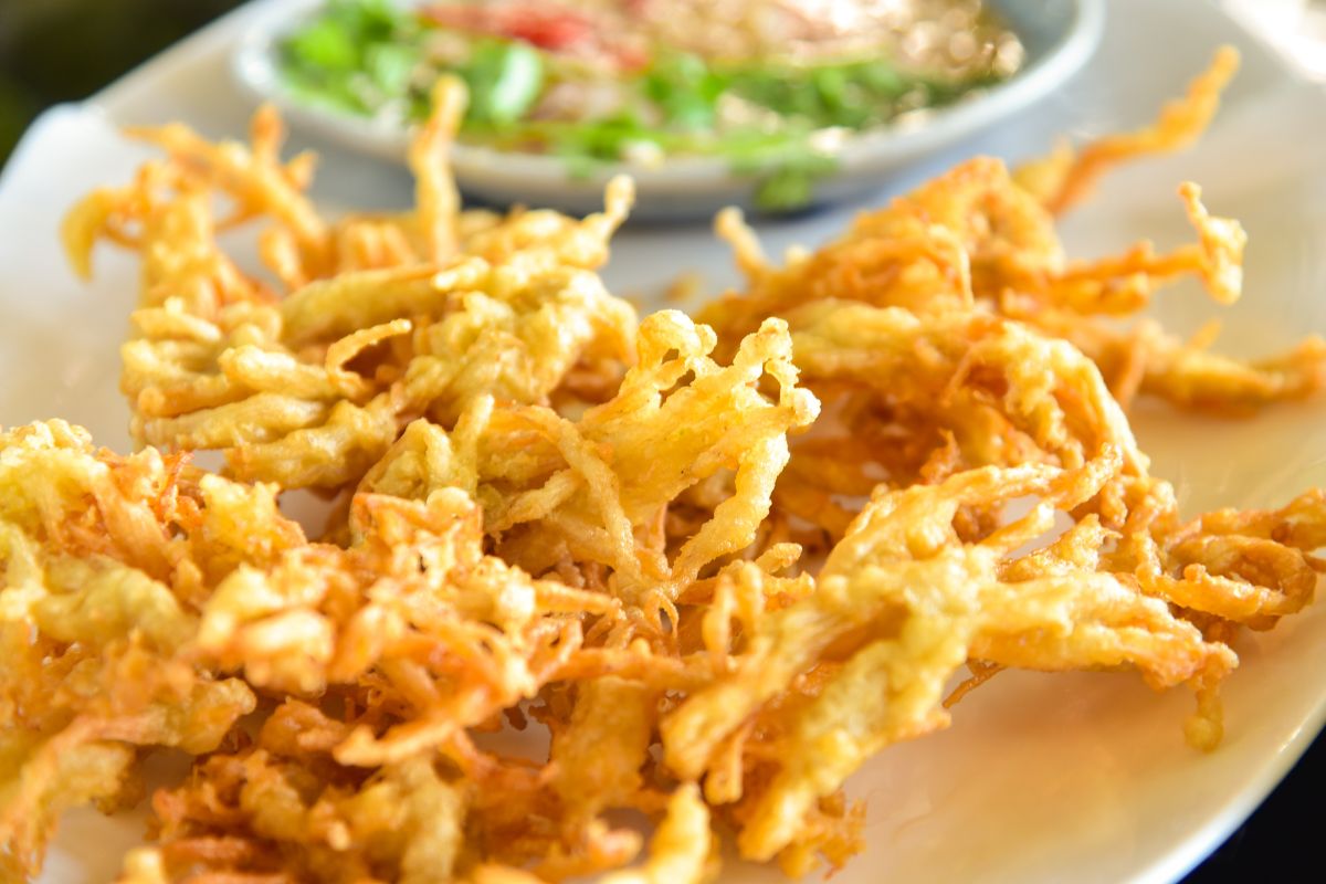 Chrupiąca przekąska z grzybków długowieczności. Świetnie smakują i wspierają odporność