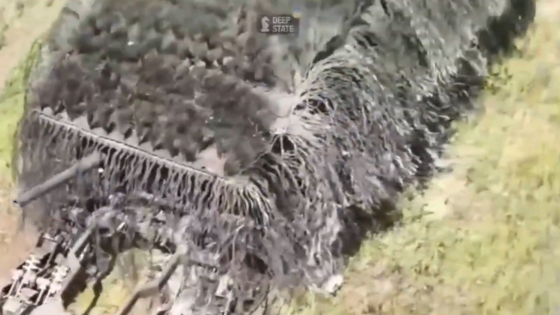 "Pancerny mamut" Rosjan. Ukraińcy na jego zniszczenie mieli zużyć 60 dronów